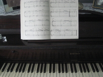 aunt milly's piano